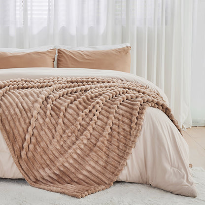 Soft Plush Twin Fleece Blanket Set