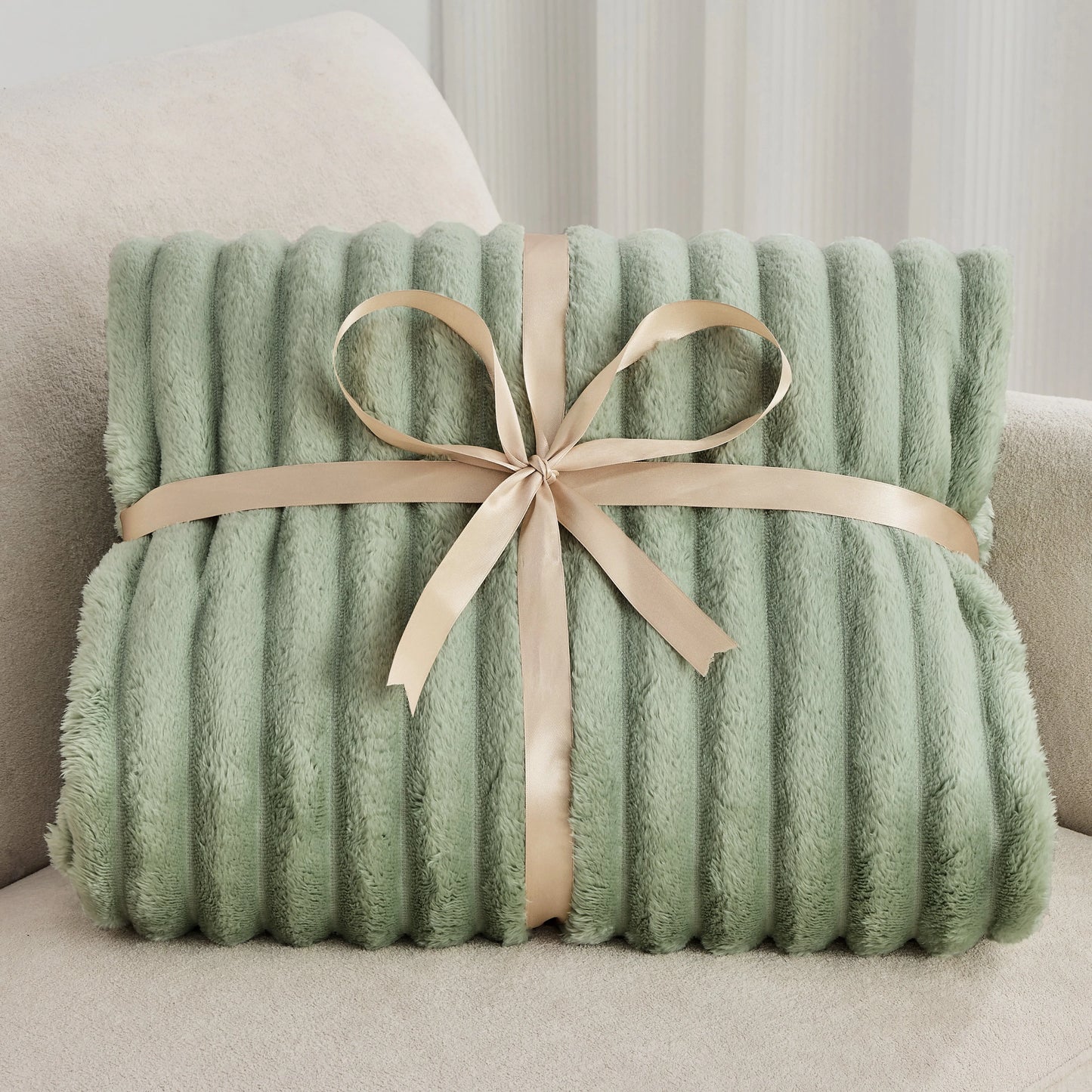 Soft Plush Twin Fleece Blanket Set