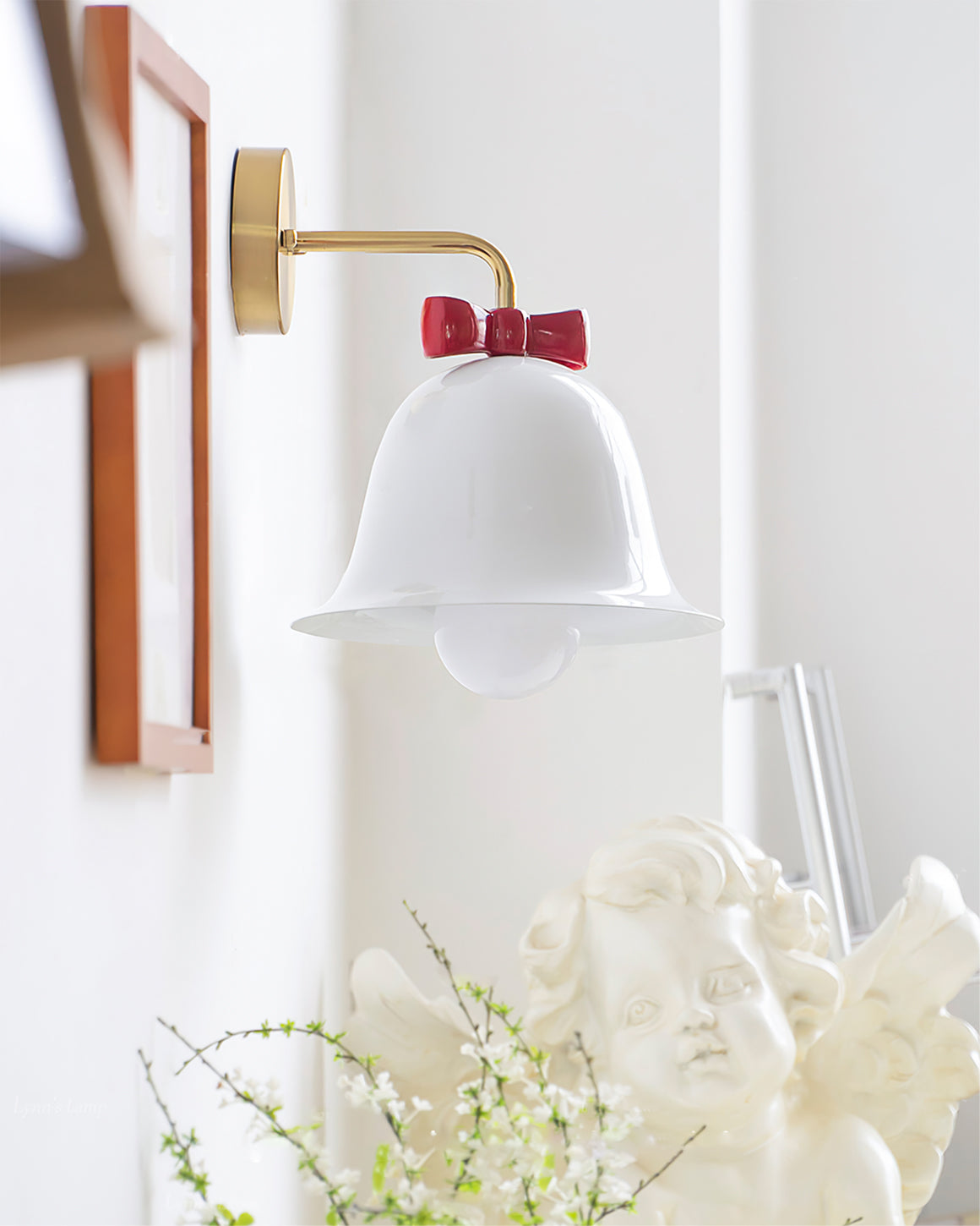 Classic Brass Wall Light