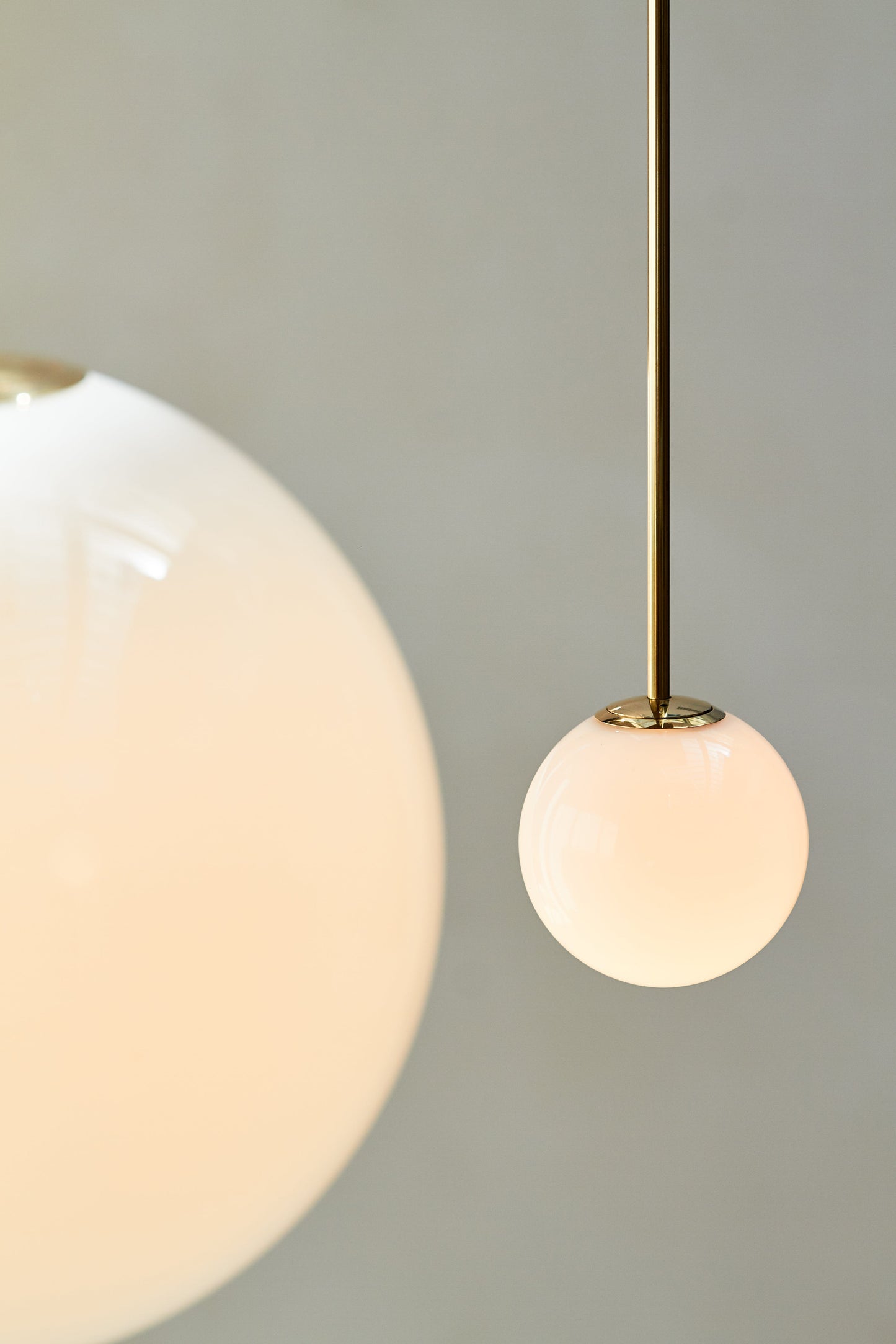 Simple Elegant Glass Pendant Light Fixture