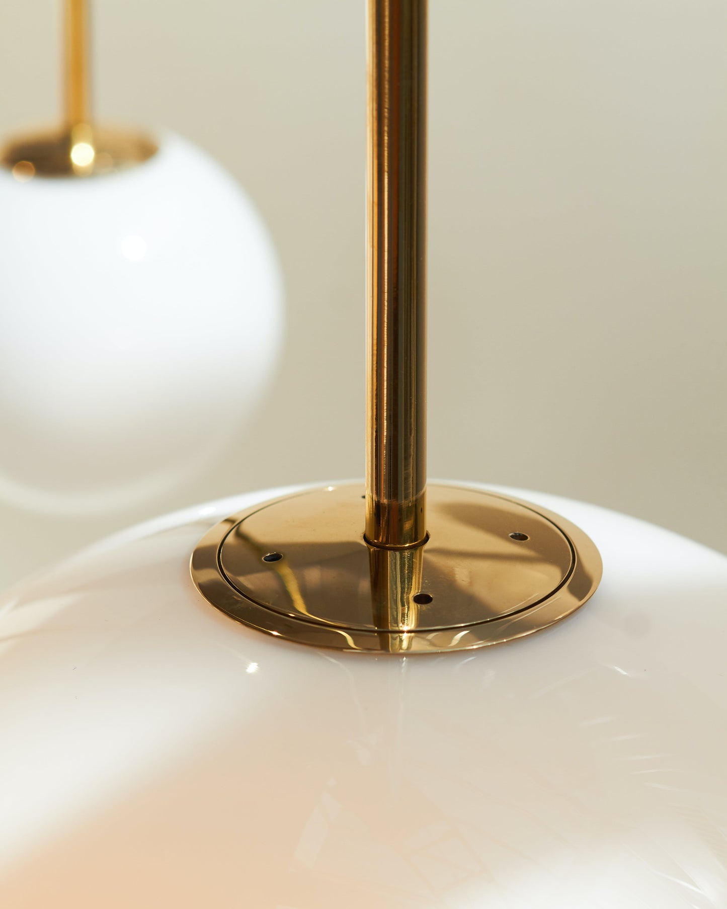 Simple Elegant Glass Pendant Light Fixture