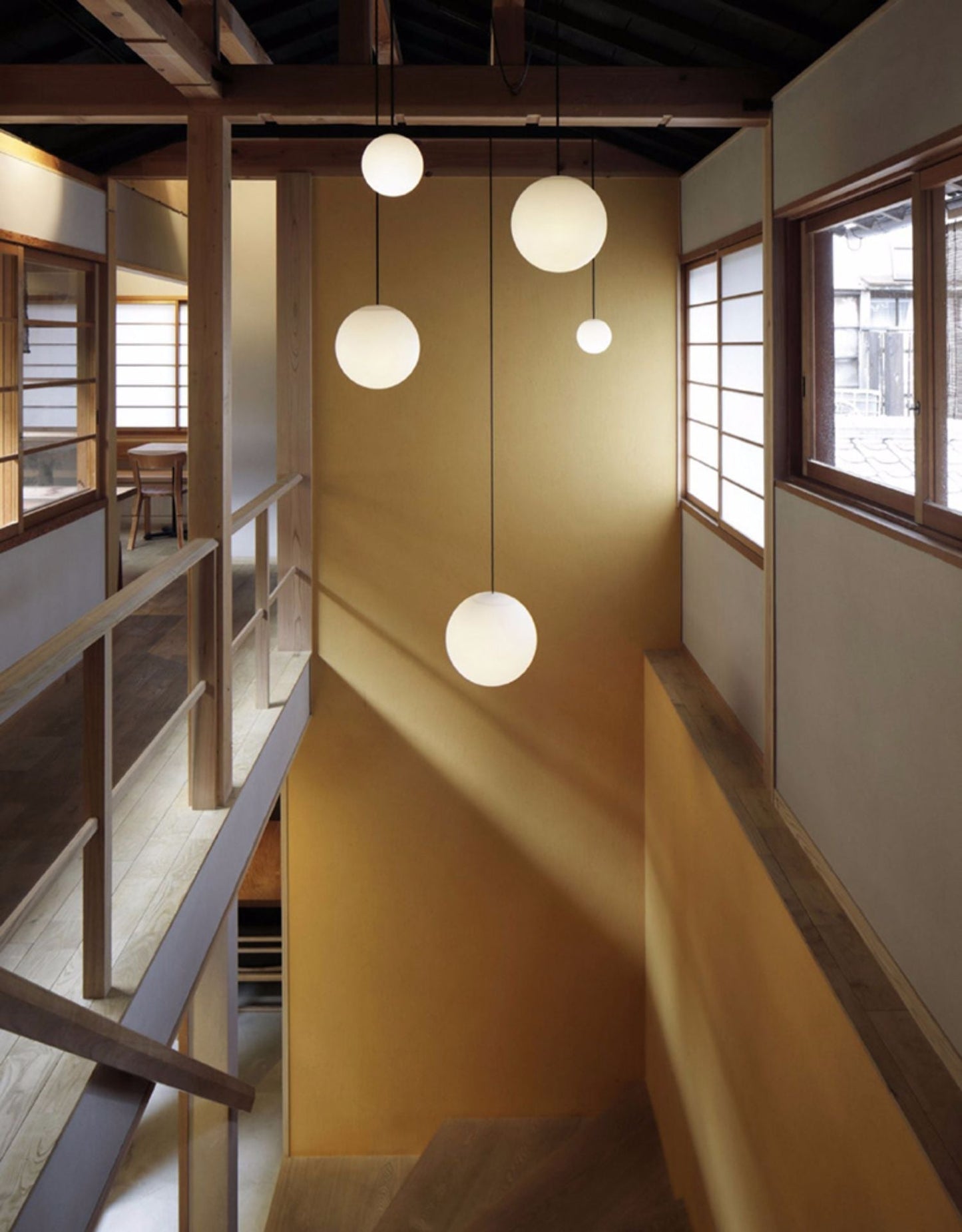 Simple Elegant Glass Pendant Light Fixture