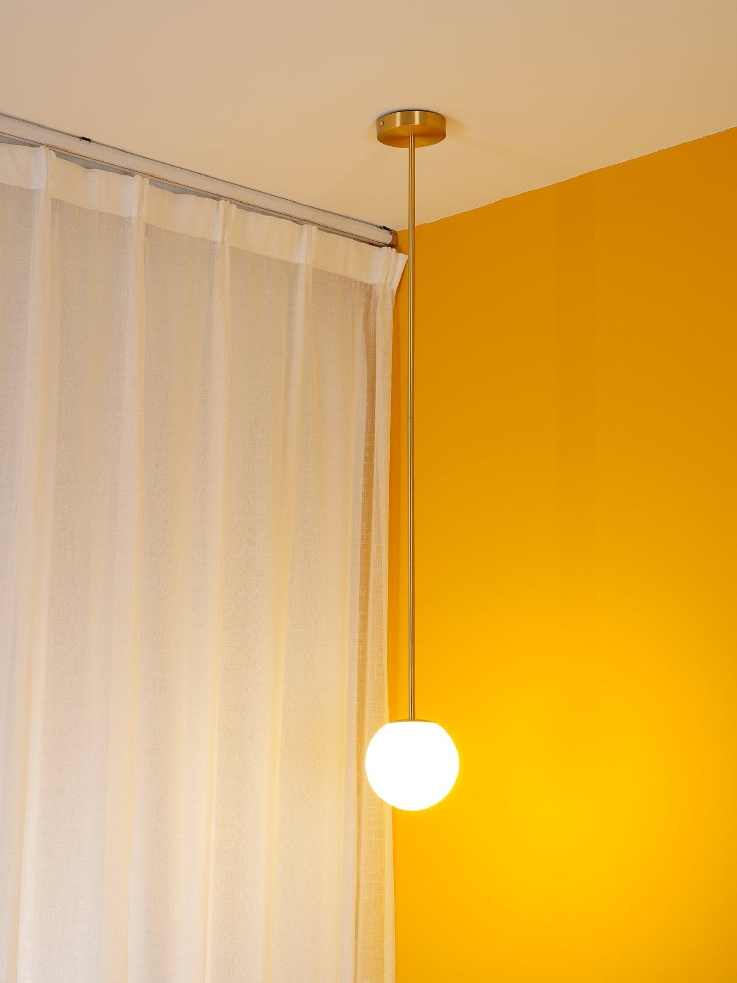 Simple Elegant Glass Pendant Light Fixture