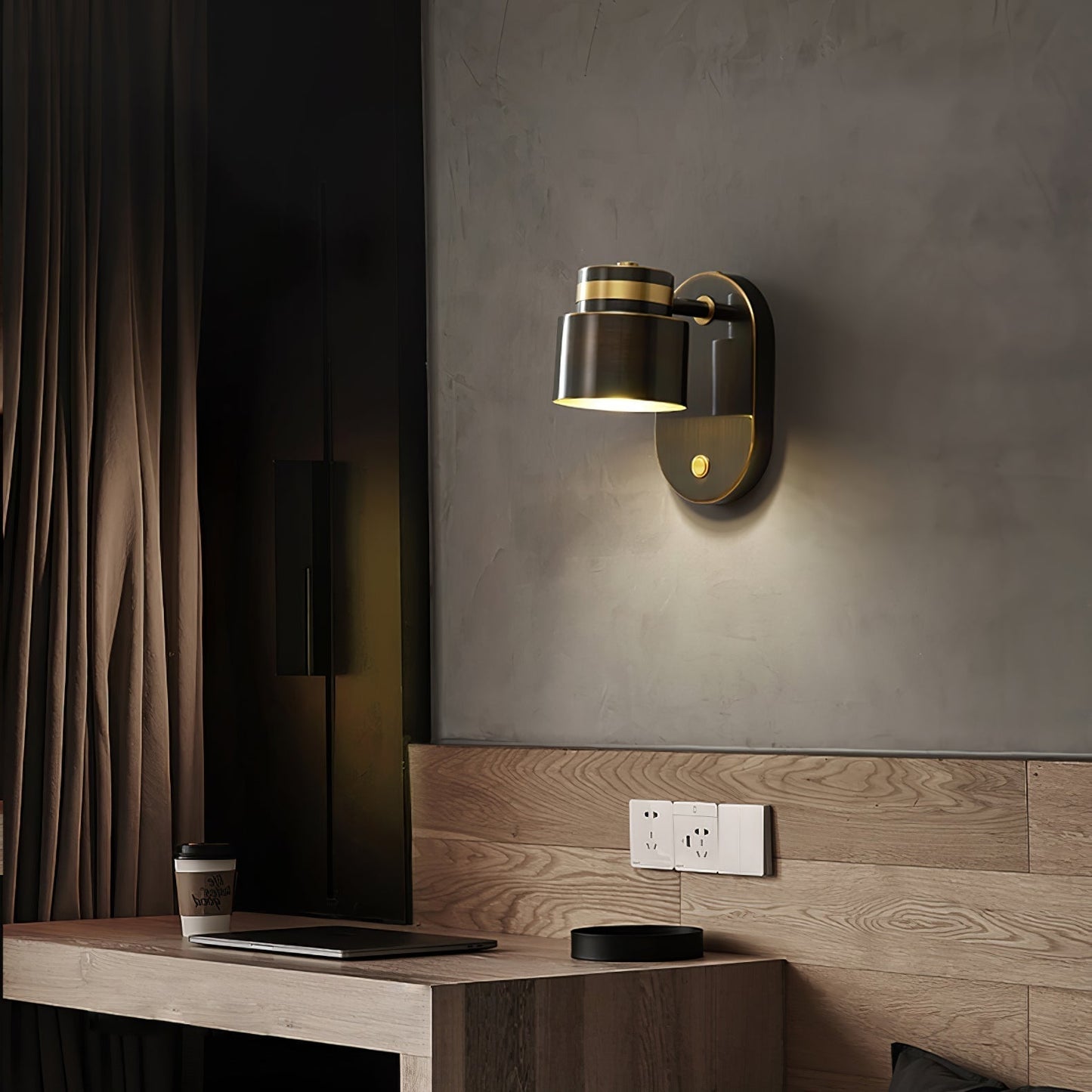 Shiny Modern LED Wall Light