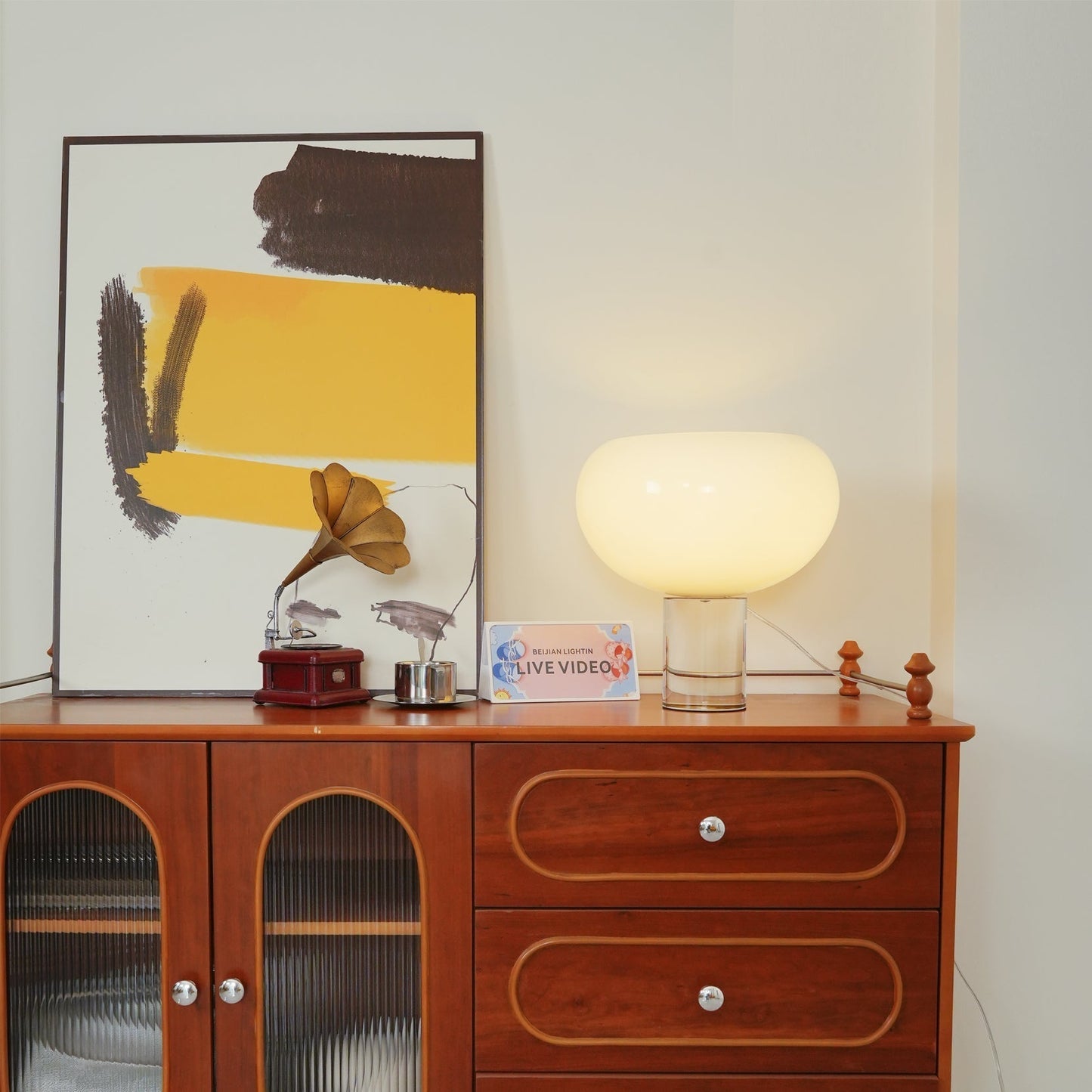 Stylish Table Lamp with Round Glass Shade