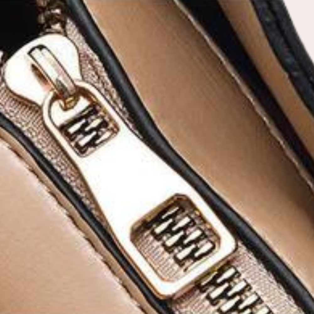 Luxury Leather Tote Handbag with Pockets