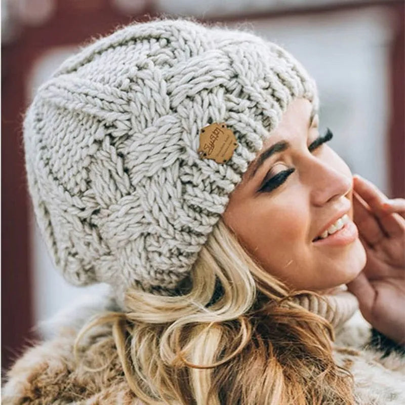 Cozy Warm Knit Beanie for Men and Women - Fesara