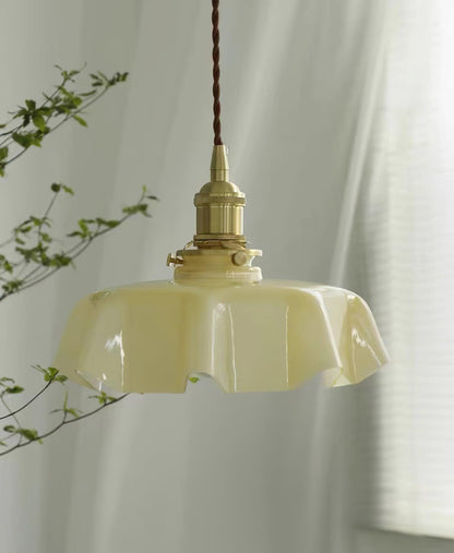 Elegant Ruffled Glass Metal Pendant Lamp