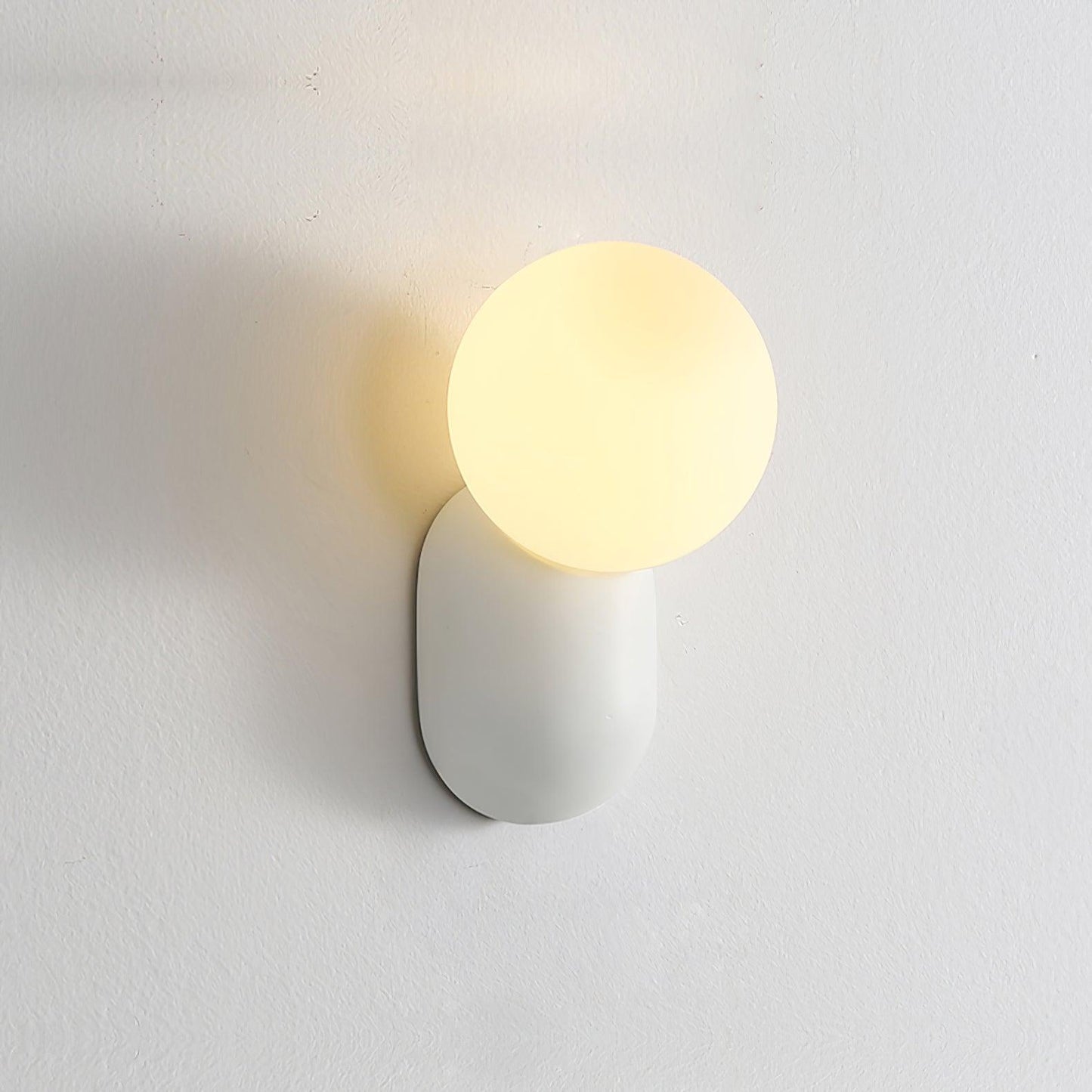 Modern Glow Resin Wall Lamp