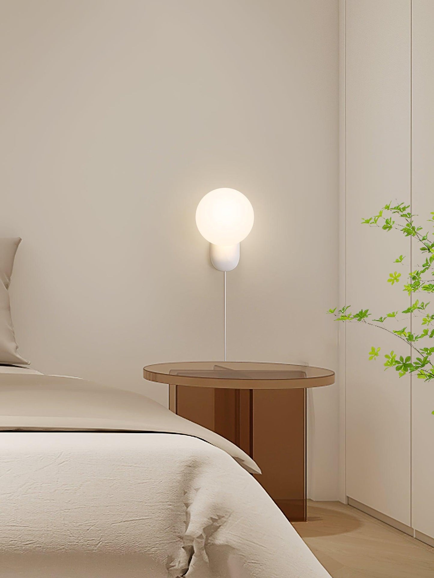Modern Glow Resin Wall Lamp