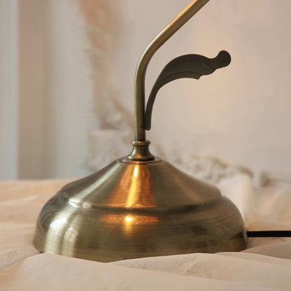 Elegant Shell Glass Table Lamp