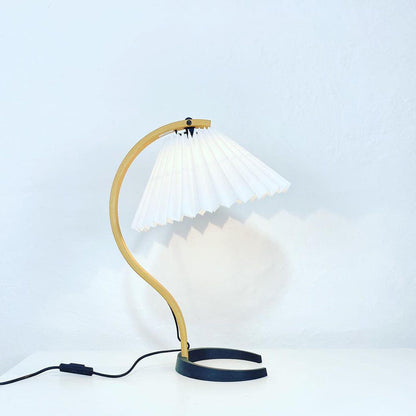 Elegant Nordic Desk Lamp
