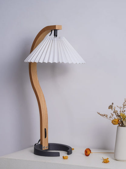 Elegant Nordic Desk Lamp