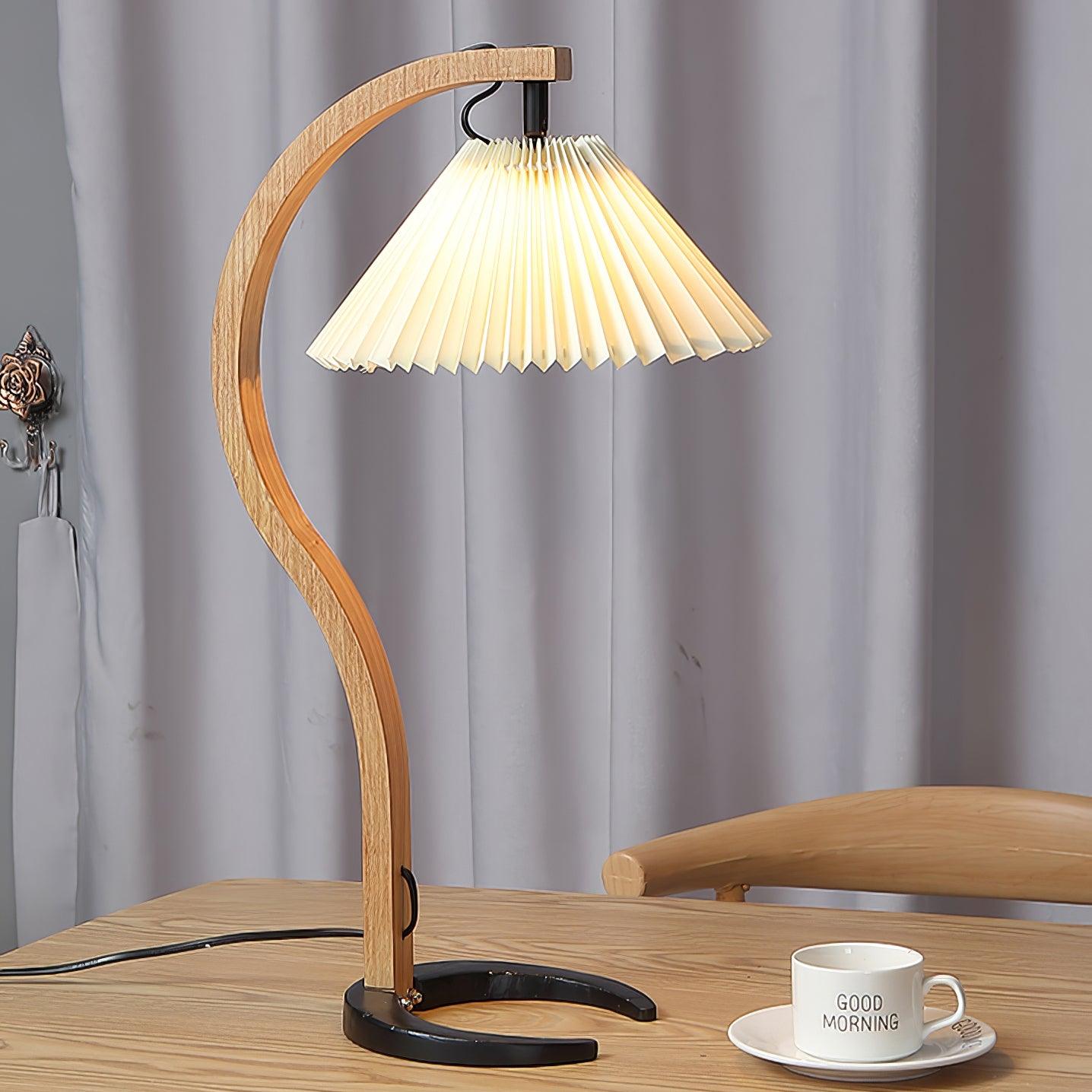 Elegant Nordic Desk Lamp - Fesara