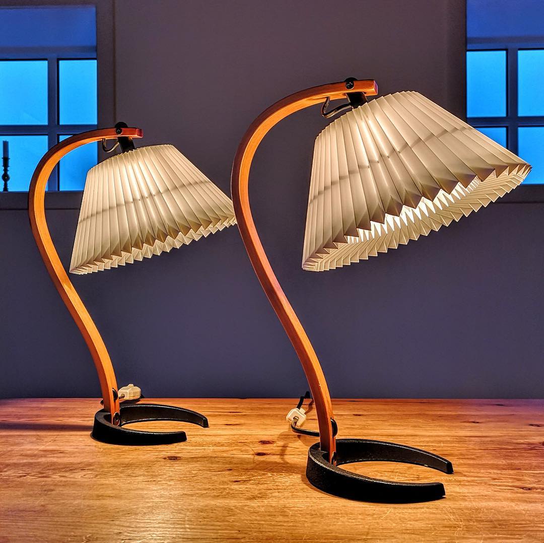 Elegant Nordic Desk Lamp