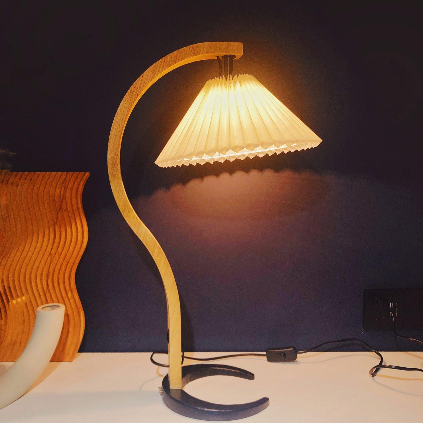 Elegant Nordic Desk Lamp