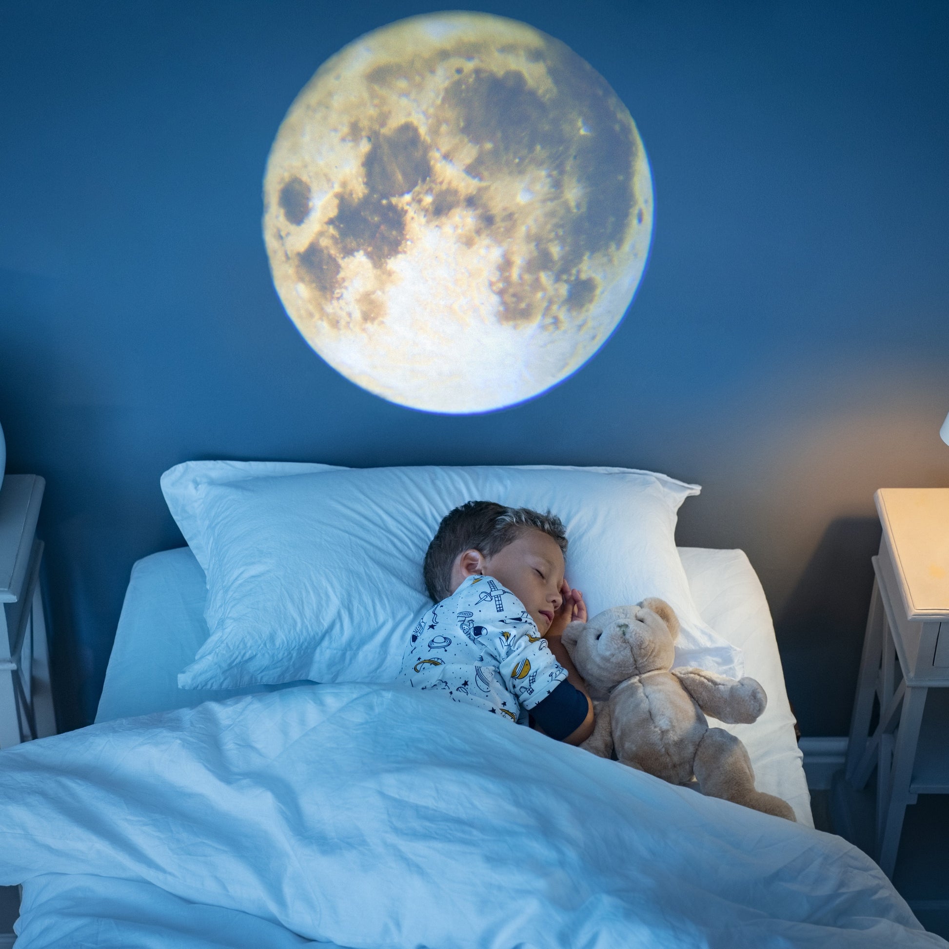 CelestialAura | Enchanting LED Projection Lamp for Imagination and Relaxation 2