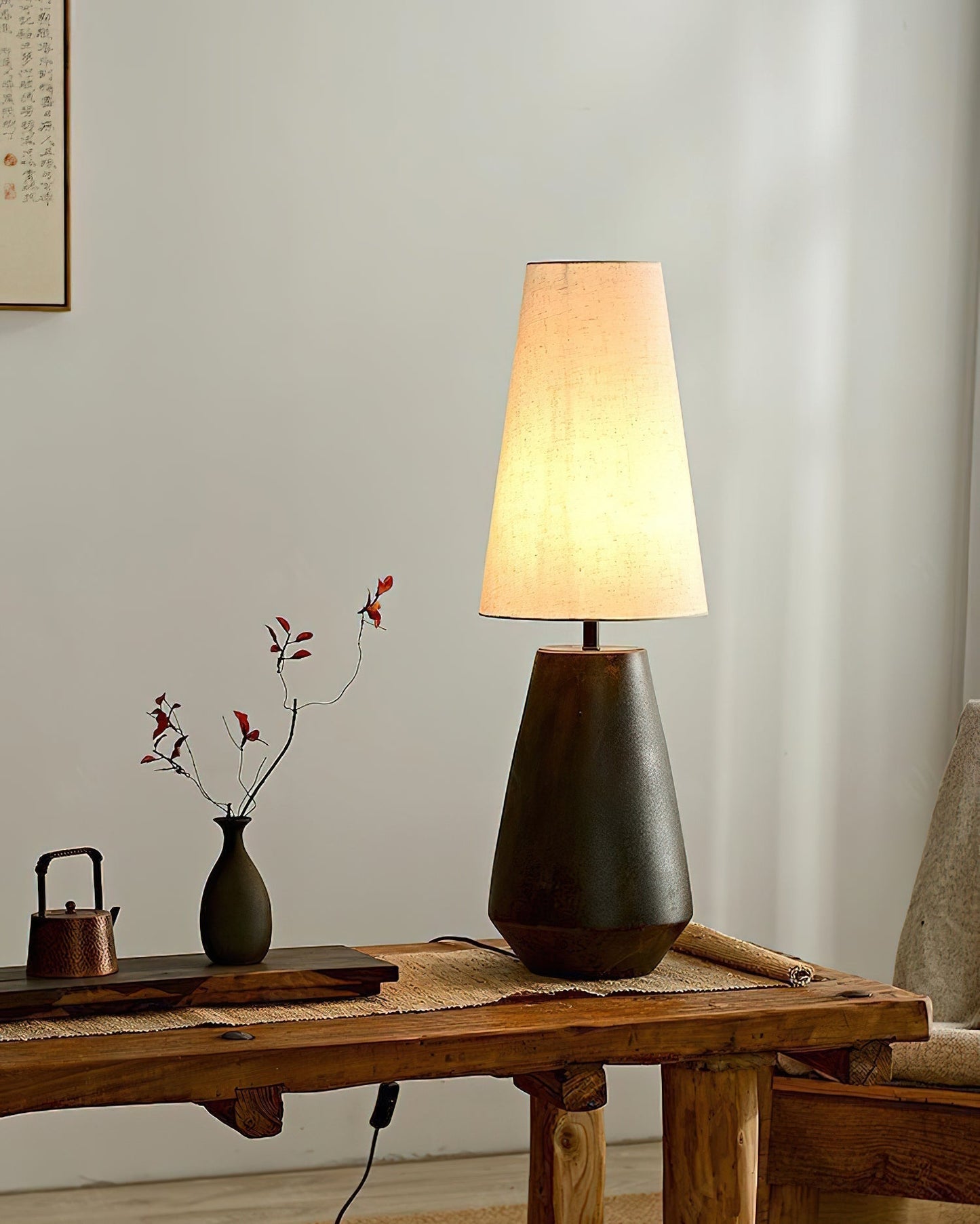Sleek Ceramic Desk Lamp