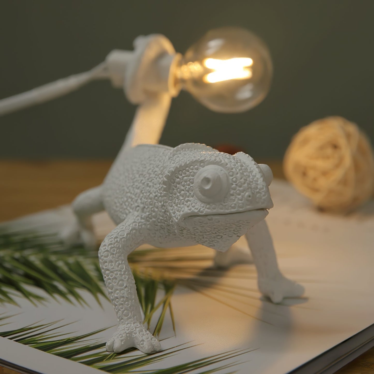 Colorful Animal Resin Table Lamp