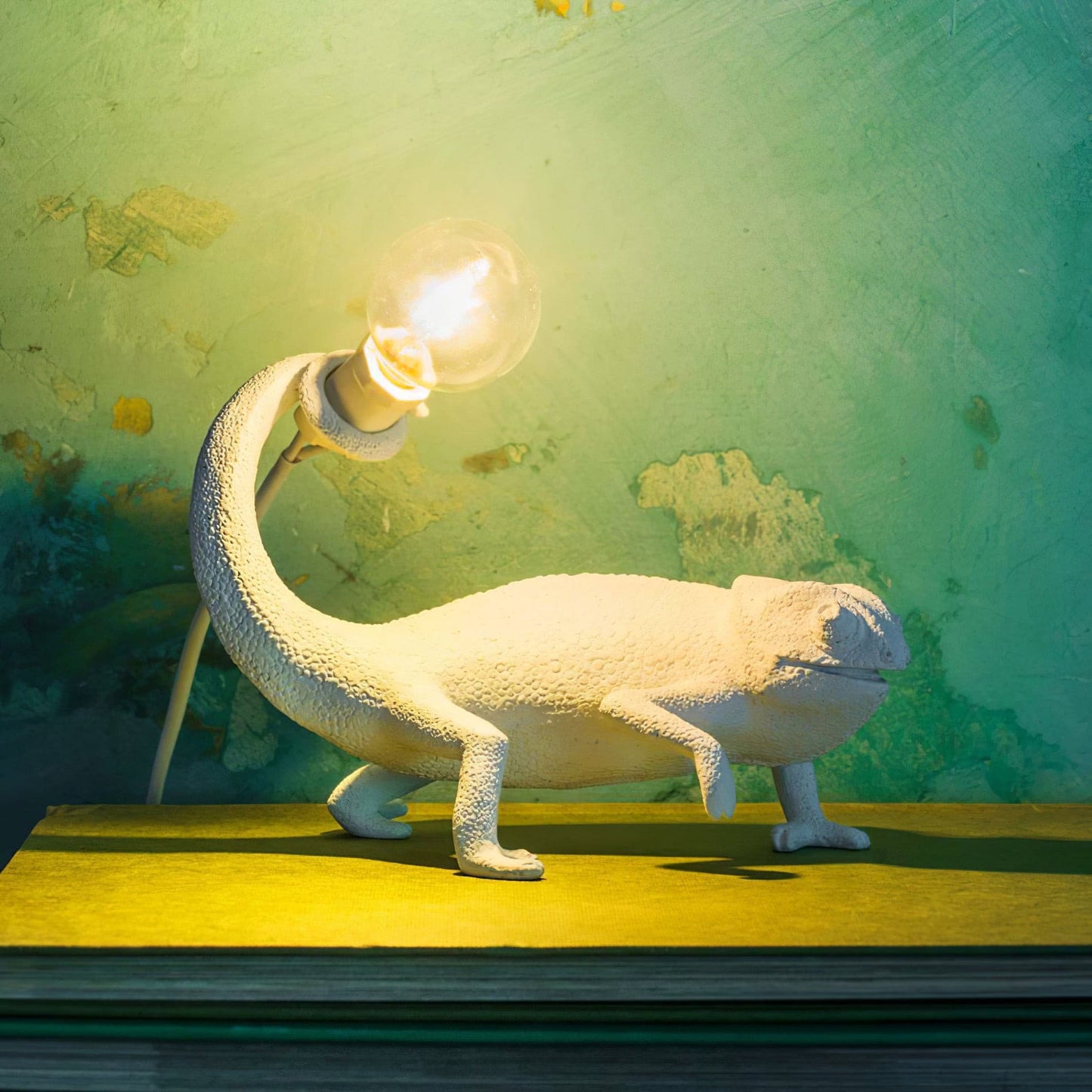 Colorful Animal Resin Table Lamp