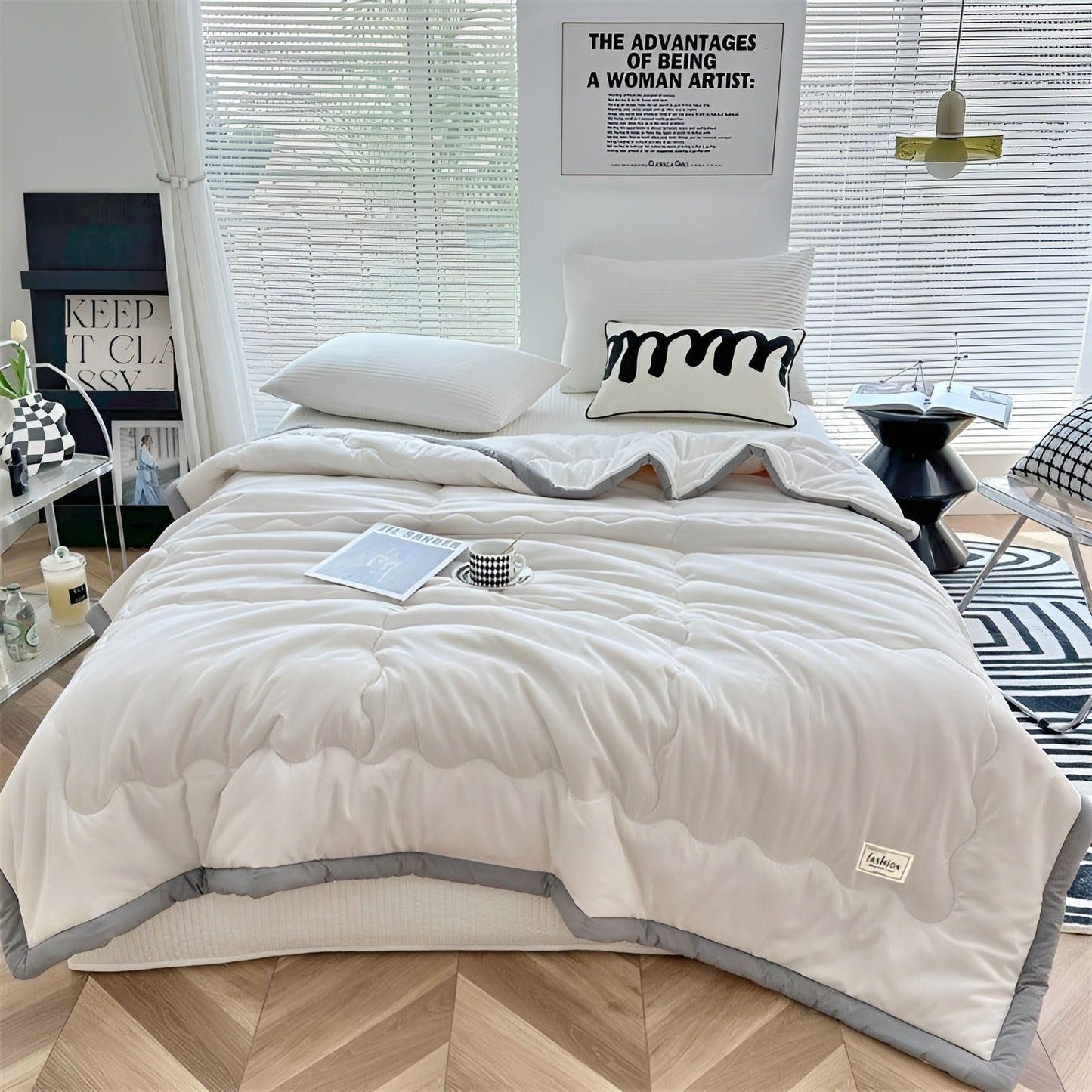 Soft Summer Duvet with Cooling Lightweight Fabric