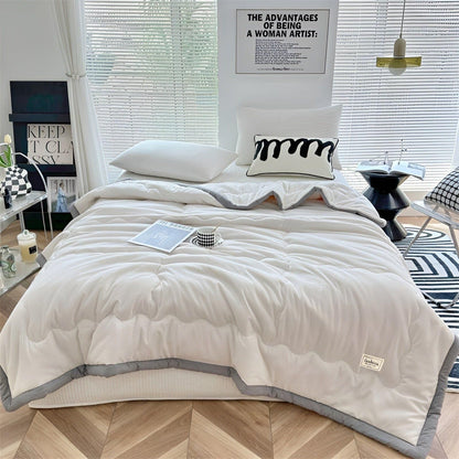 Soft Summer Duvet with Cooling Lightweight Fabric