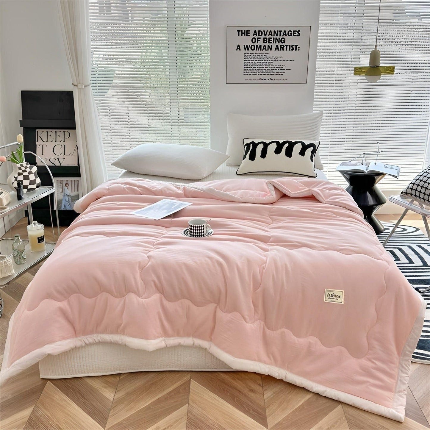 Soft Summer Duvet with Cooling Lightweight Fabric