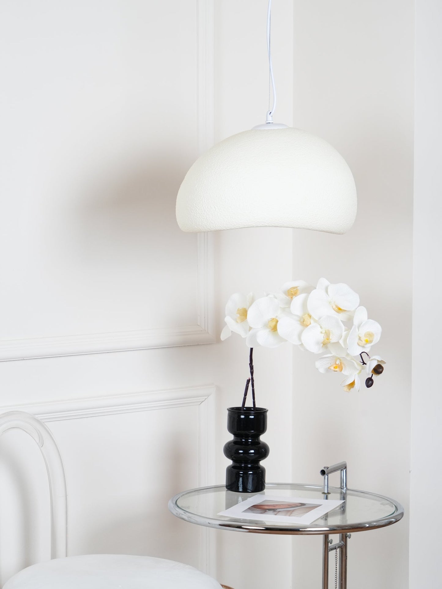 Simple Sleek Glass Pendant Light Fixture
