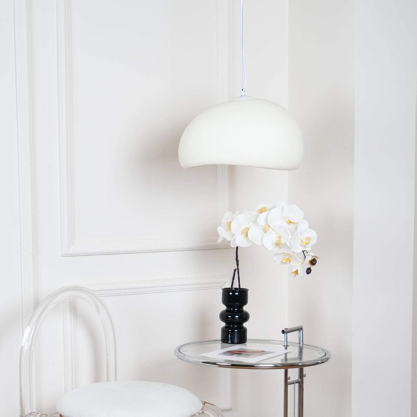 Simple Sleek Glass Pendant Light Fixture
