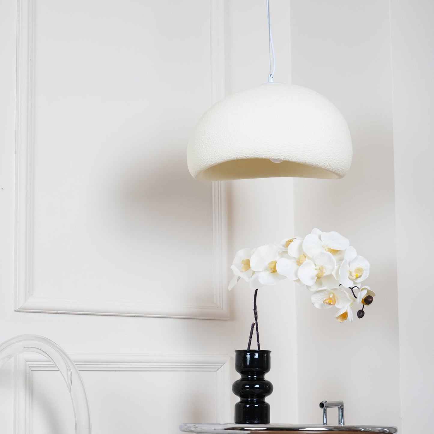 Simple Sleek Glass Pendant Light Fixture