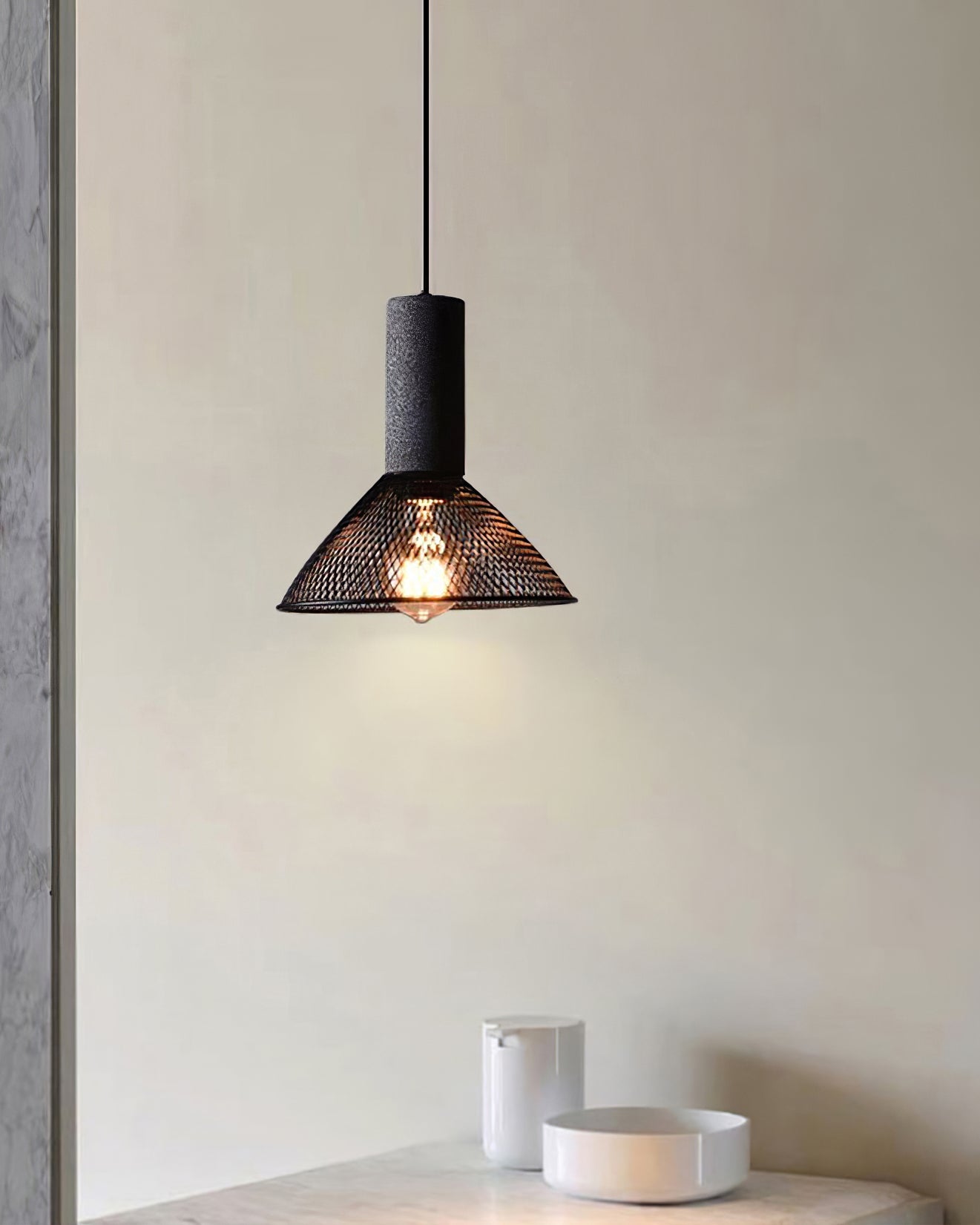 Simple Metal Hanging Pendant Light