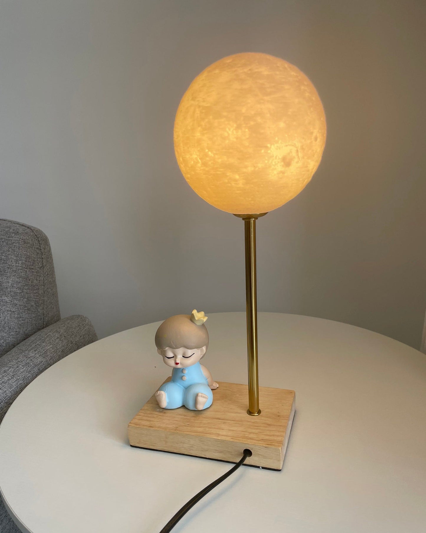 Unique Moon Shaped LED Table Lamp