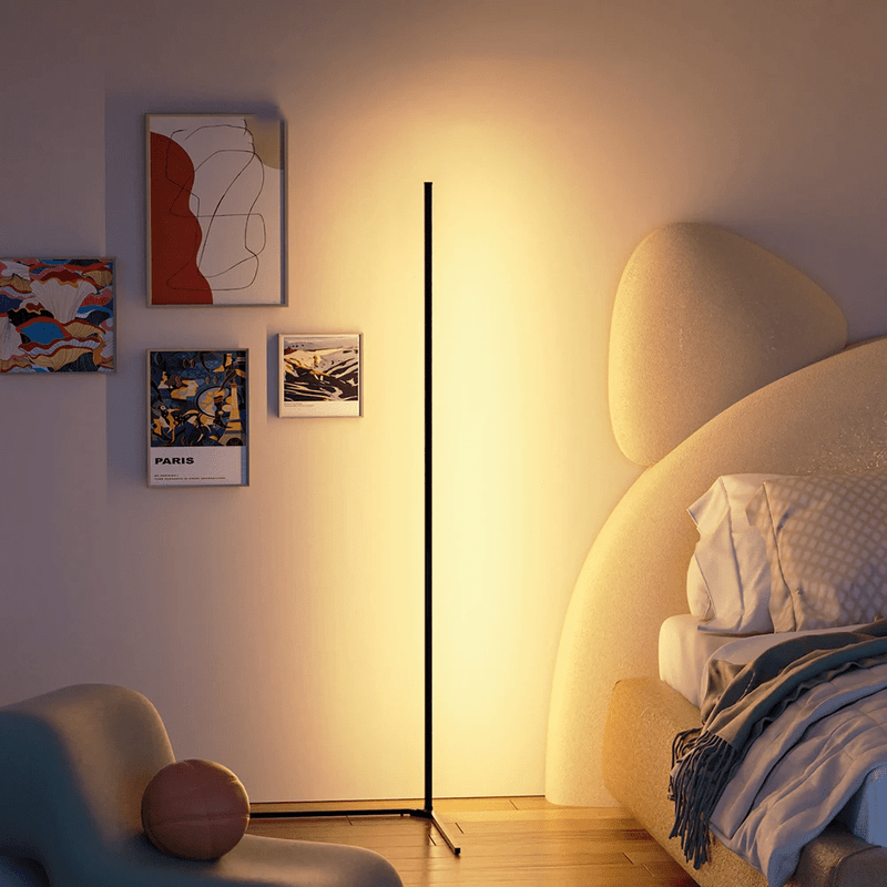 Versatile Adjustable Floor Lamp for Custom Lighting
