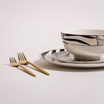 Elegant Black Dinner Plate Set