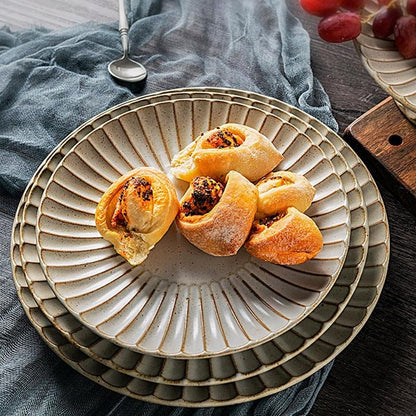 Classic 21-Piece Dinnerware Set with Elegant Style
