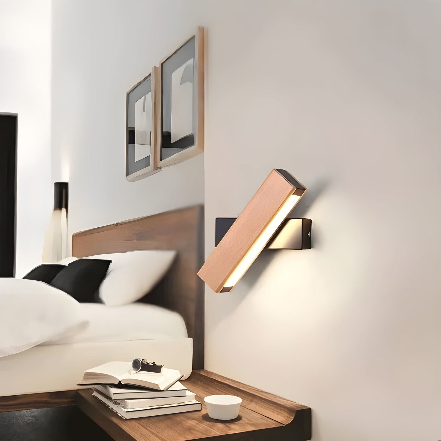 LumeOak - Stylish Wooden LED Wall Lamp
