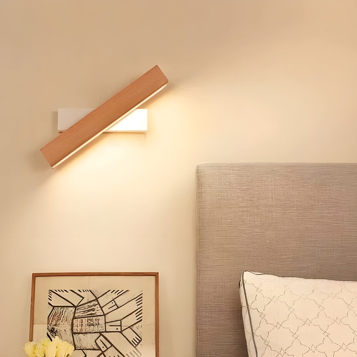 LumeOak - Stylish Wooden LED Wall Lamp