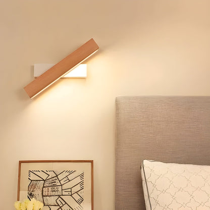 LumeOak - Stylish Wooden LED Wall Lamp