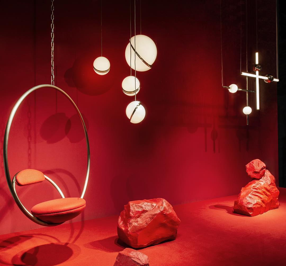 Elegant Glass Pendant Lamp