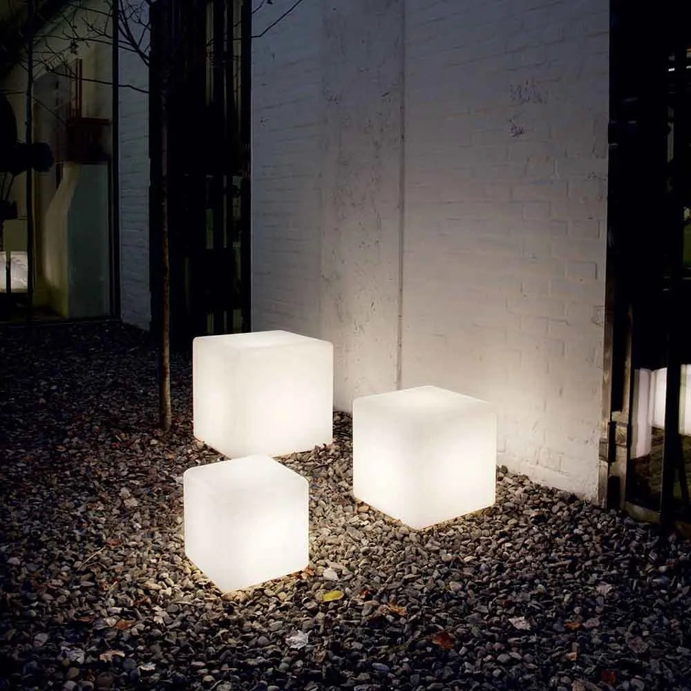 Modern Cube Outdoor Lamp