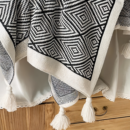 Cozy Fleece Throw Blanket - Warm Lightweight Plush Design