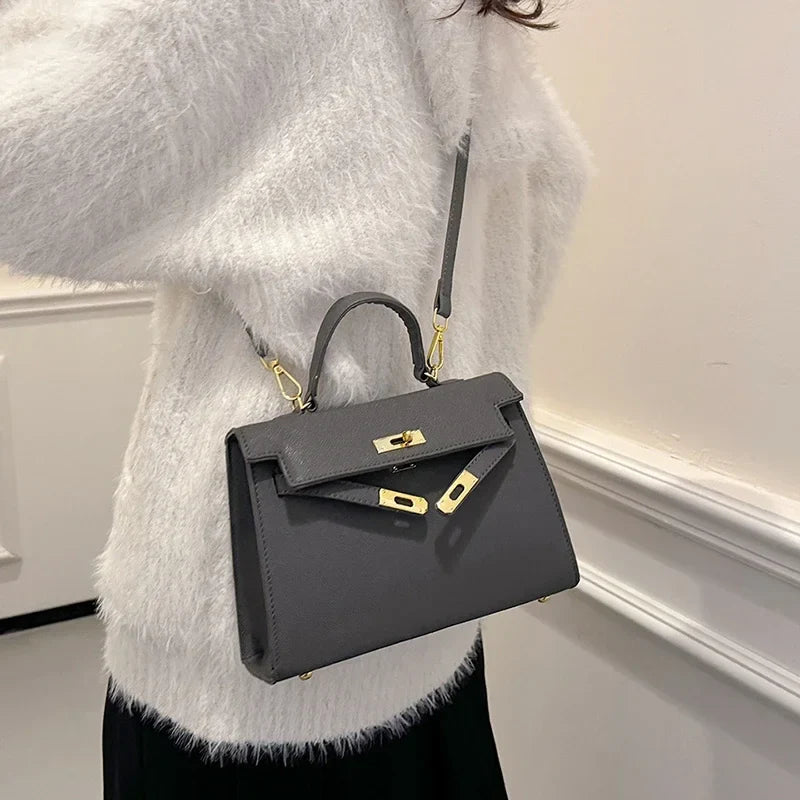 Durable Leather Crossbody Bag for Women From Luxury Brand By Famous Designer, Shoulder Bag Versatile 1