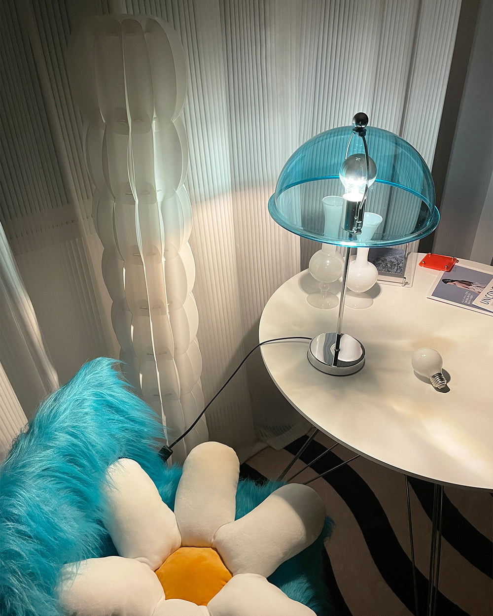 Sleek Metal Desk Lamp with Clear Glass Shade