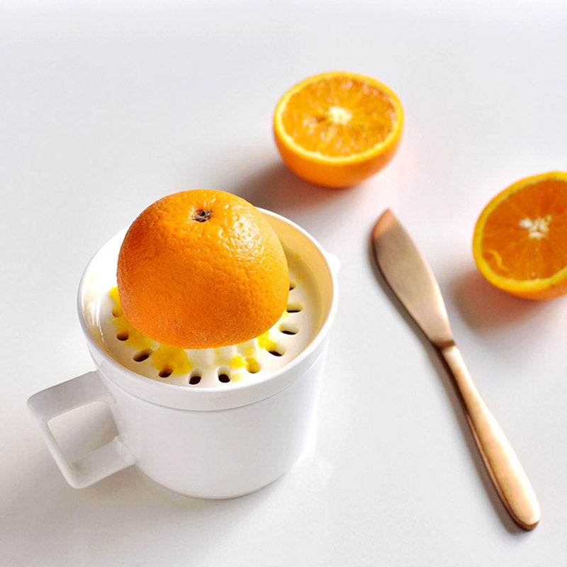 Easy Manual Citrus Squeezer for Fresh Juice Extraction