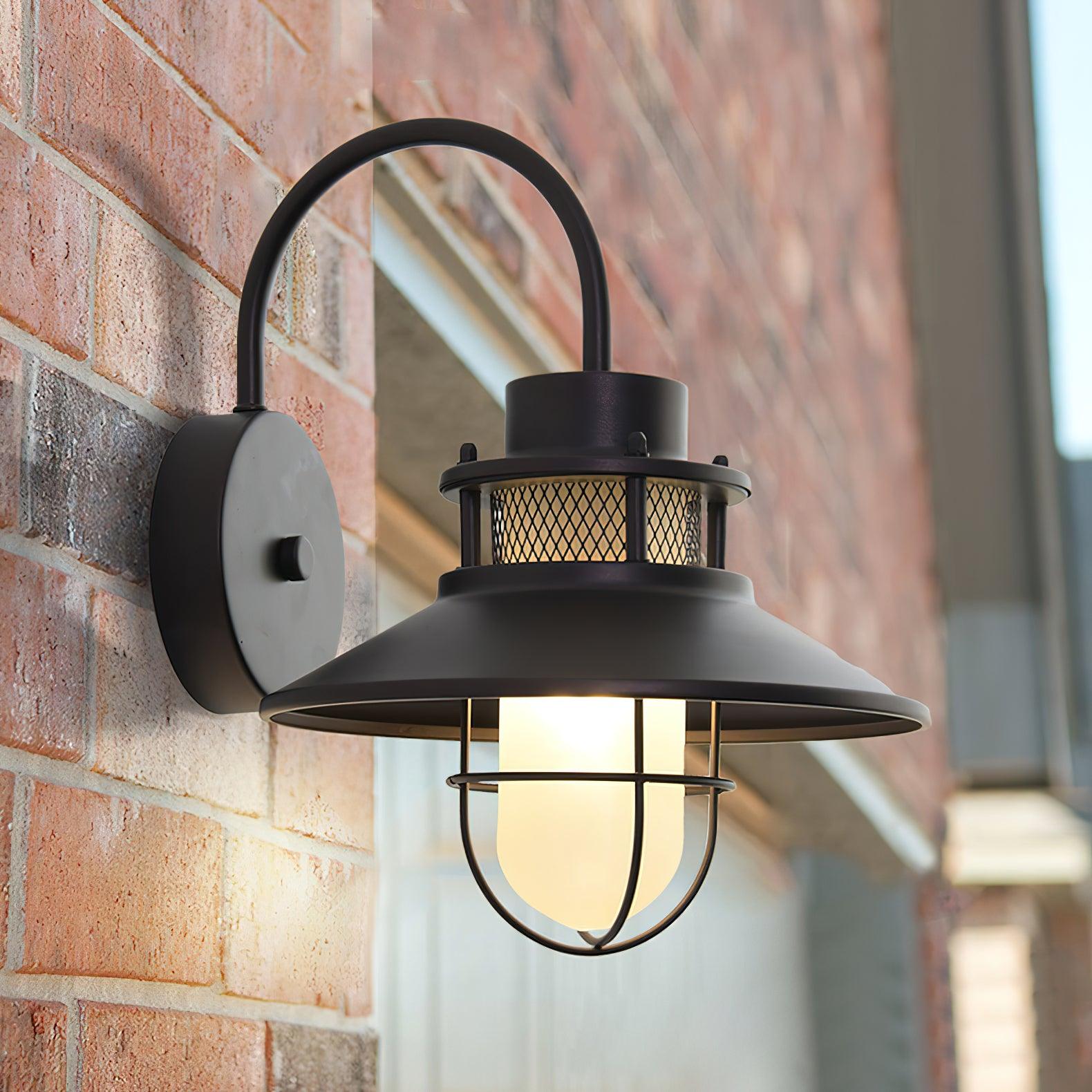 Bright Exterior Garden Light - Fesara