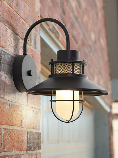 Bright Exterior Garden Light