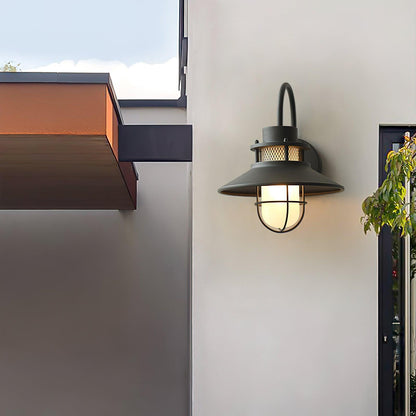 Bright Exterior Garden Light