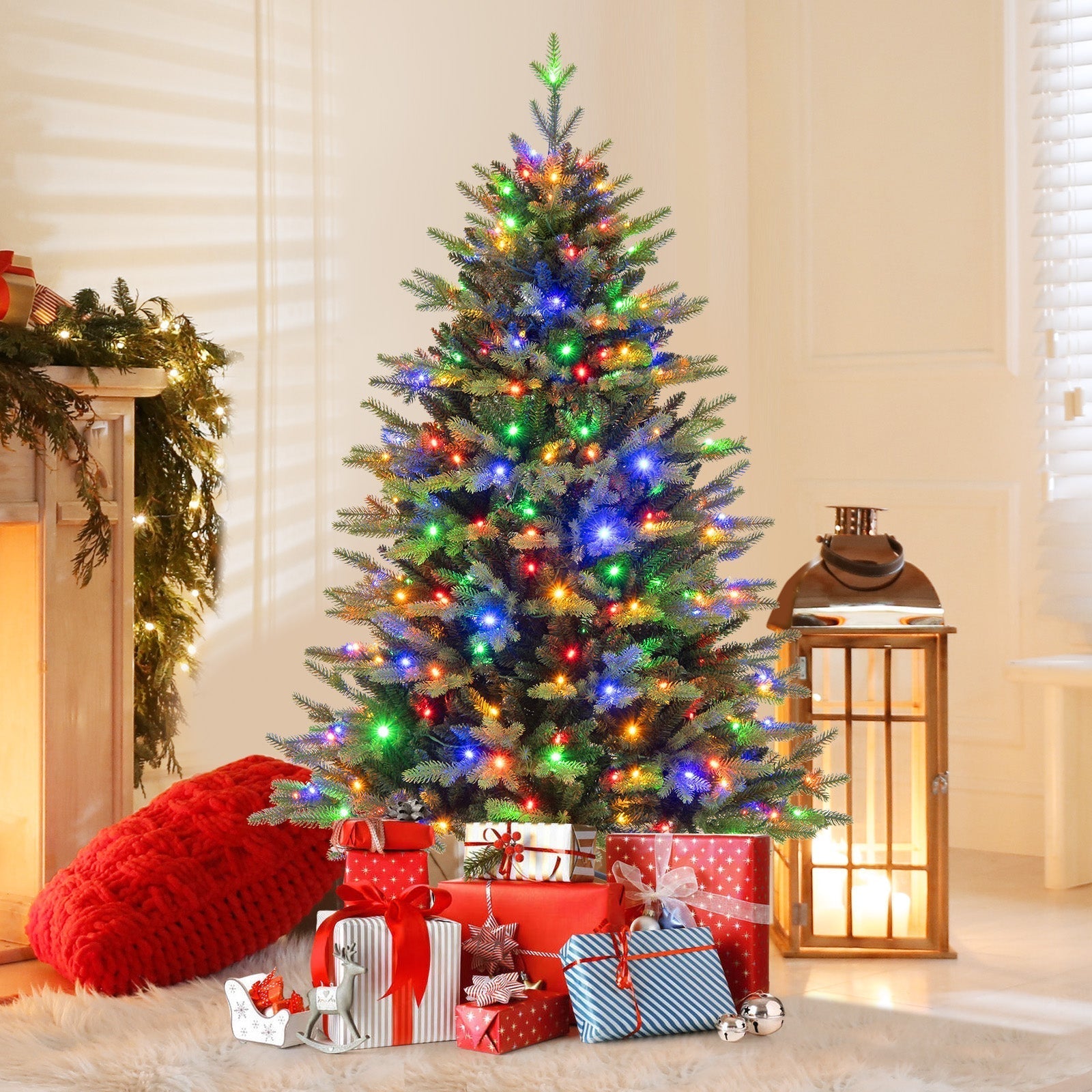 FestiveFir – Hinged Christmas Tree with Realistic Branches and LED 2