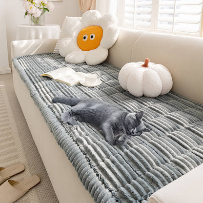 FlannelNest | Cozy Soft Flannel Pet Mat for Furniture Protection 1