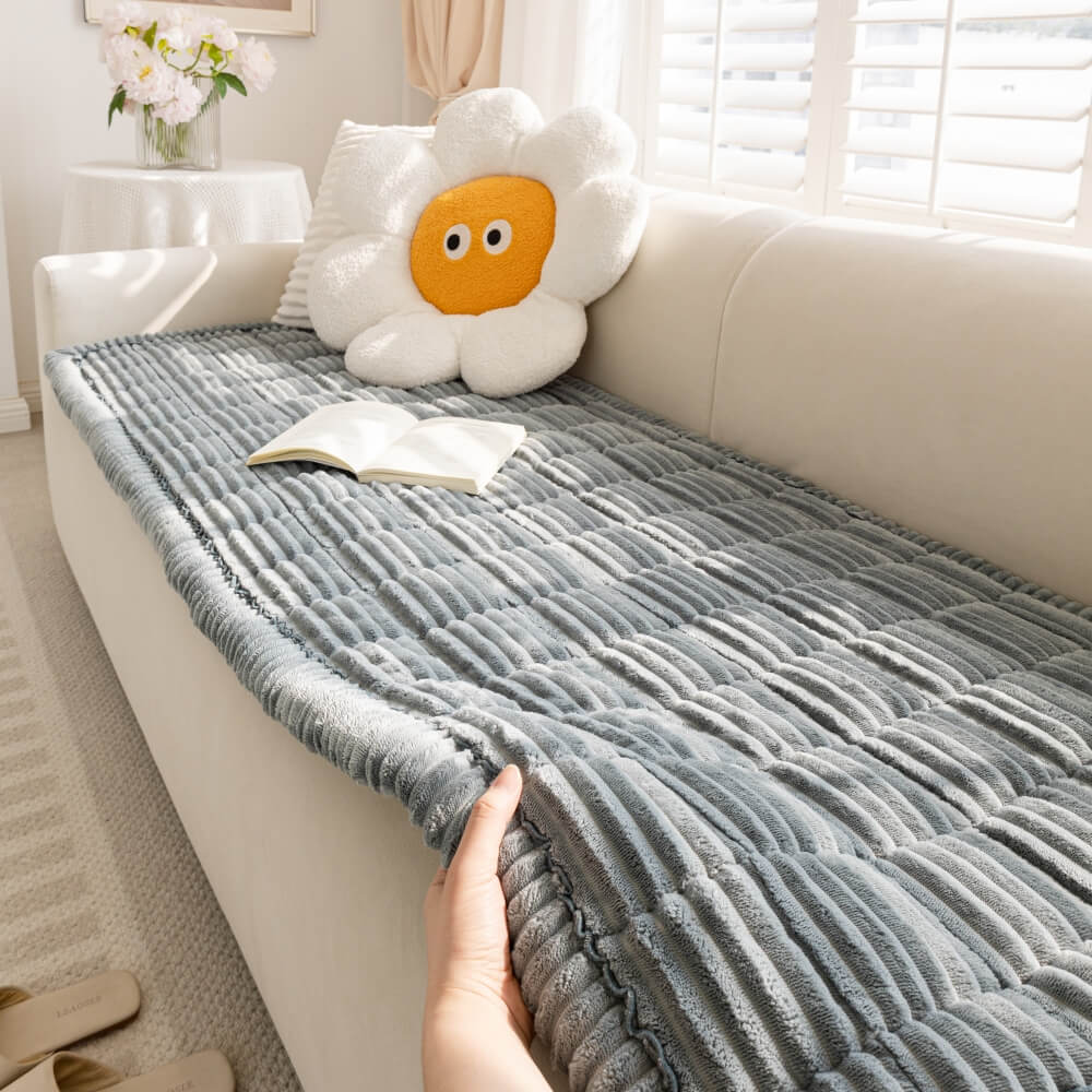 FlannelNest | Cozy Soft Flannel Pet Mat for Furniture Protection 3